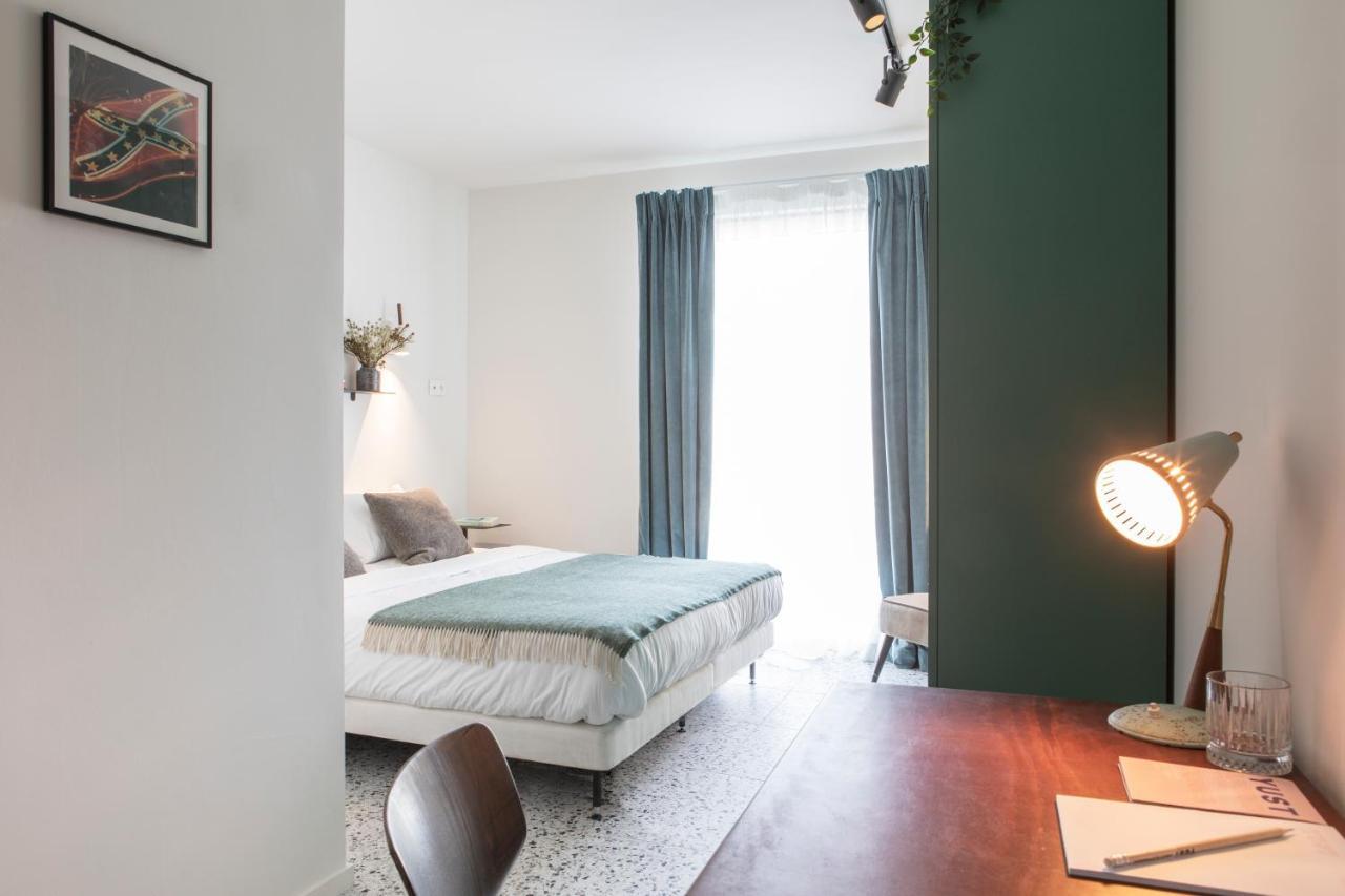 Yust Liege Hotell Exteriör bild