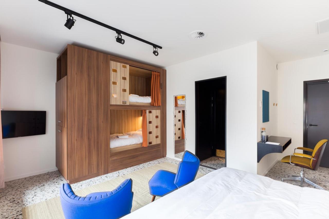 Yust Liege Hotell Exteriör bild