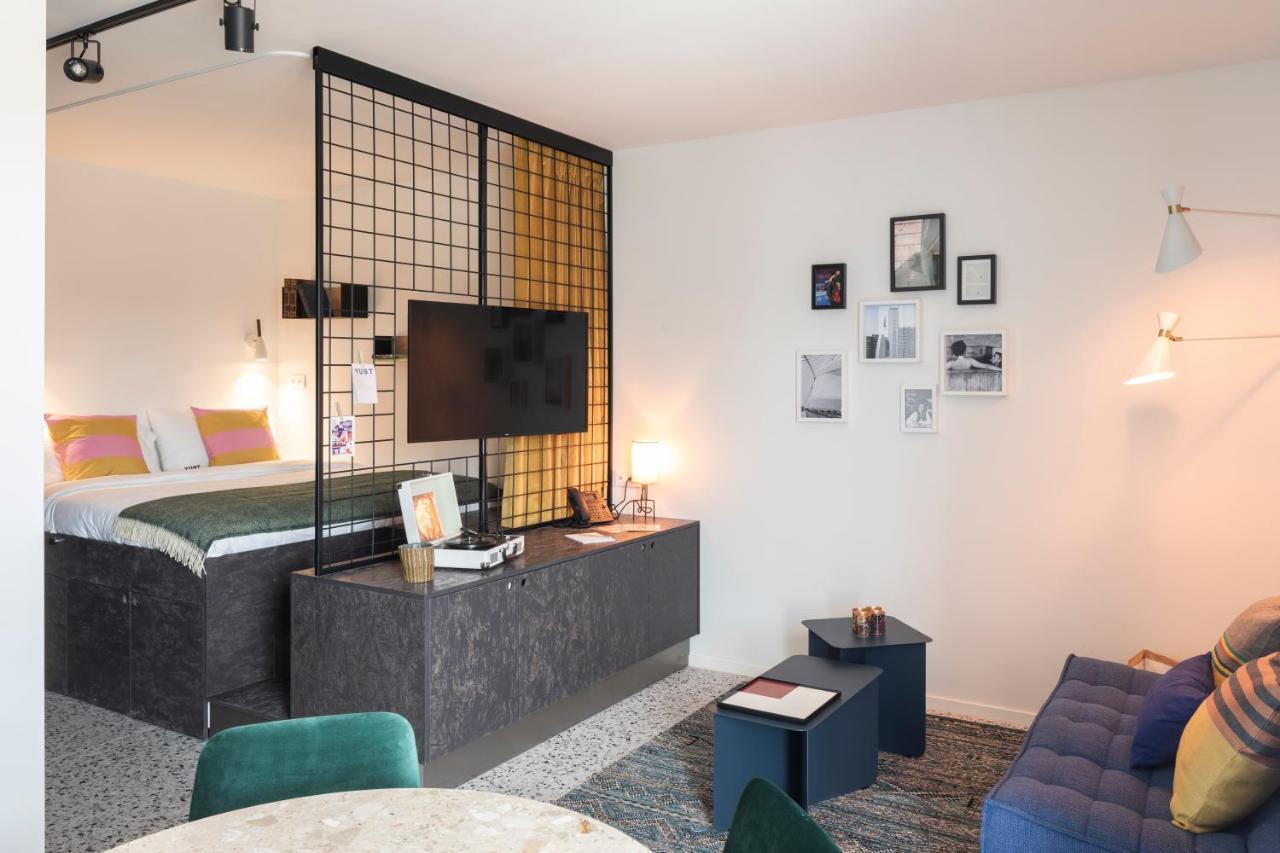 Yust Liege Hotell Exteriör bild
