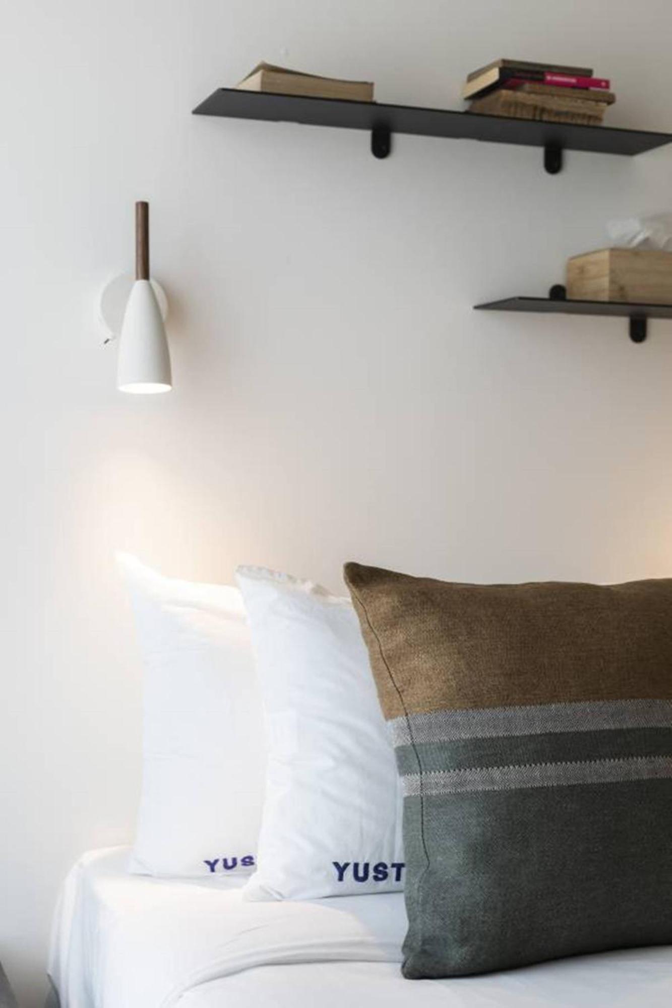 Yust Liege Hotell Rum bild