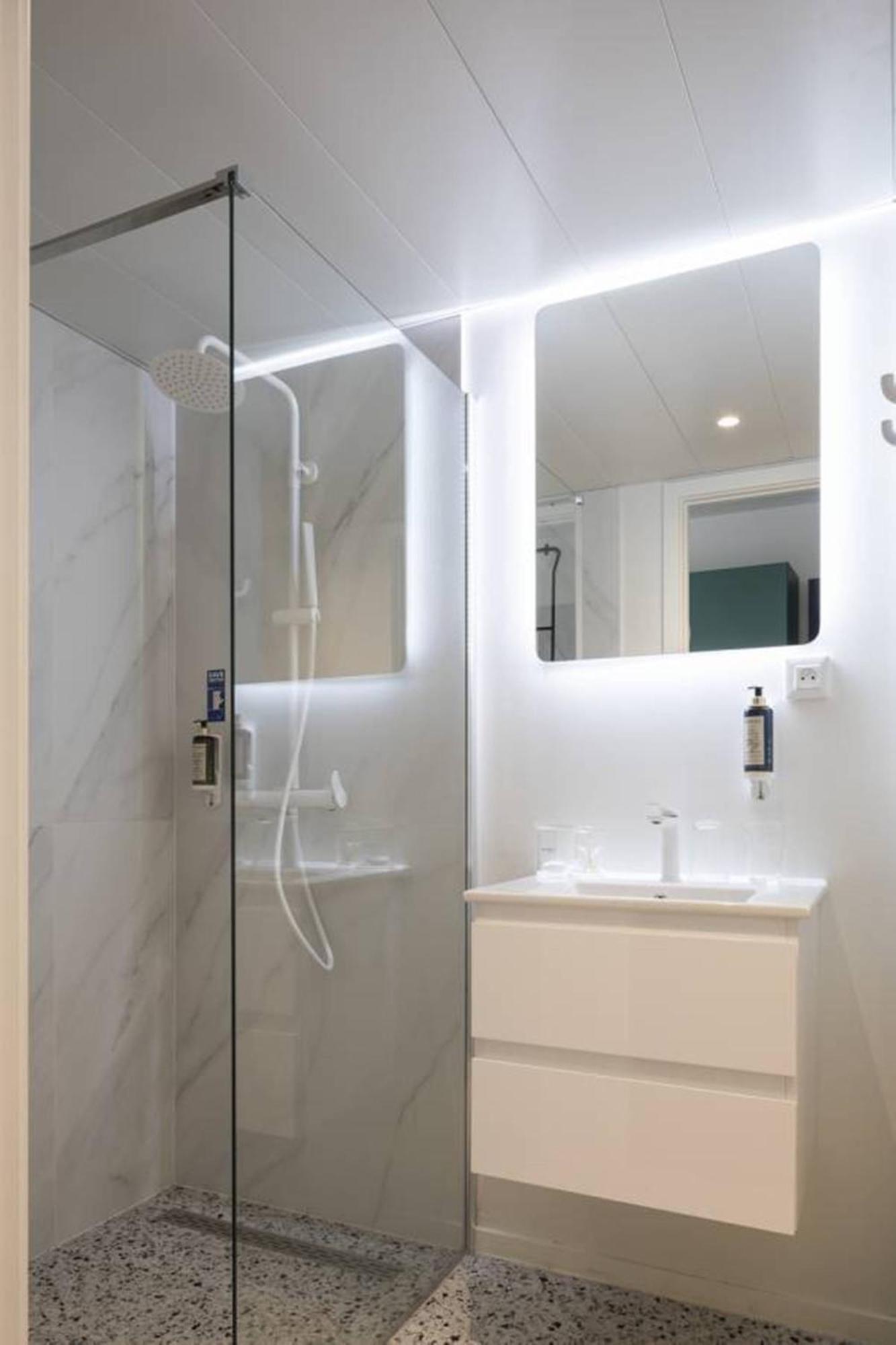 Yust Liege Hotell Rum bild
