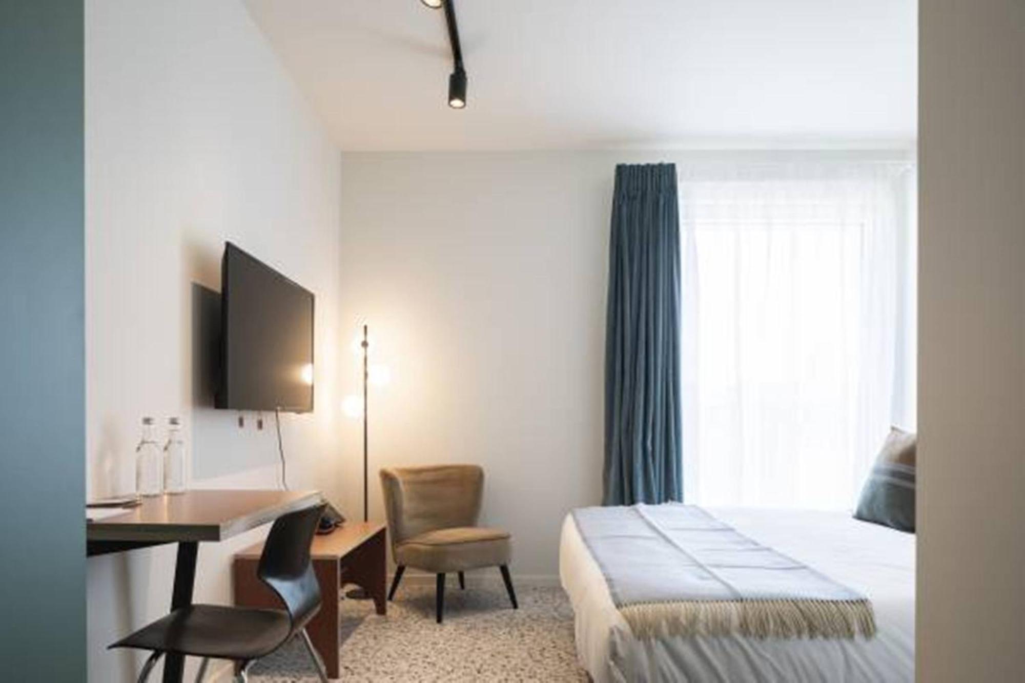 Yust Liege Hotell Rum bild